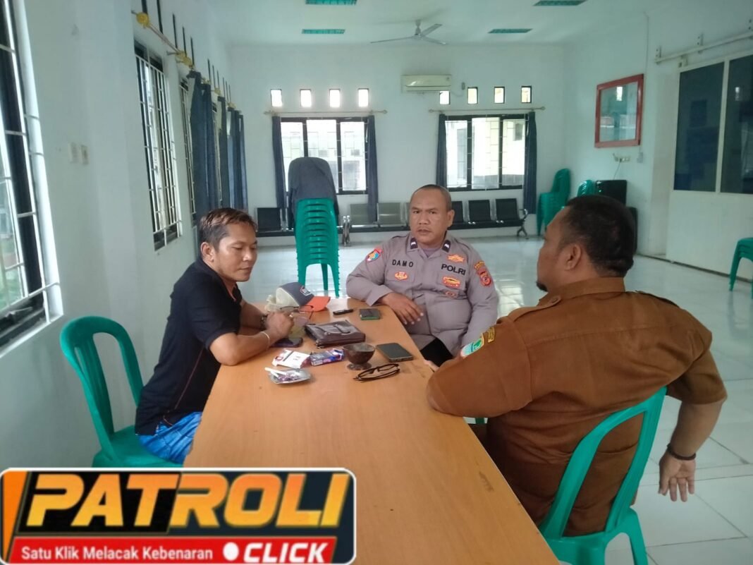 Jalin Silaturrahmi, Bhabinkamtibmas Laksanakan Sambang Warga Sekaligus Berikan Himbauan Kamtibmas