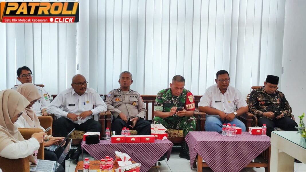 Kapolsek Rengasdengklok Diwakili Kapospol Hadiri Undangan Rapat Musrenbang Kecamatan Kutawalu