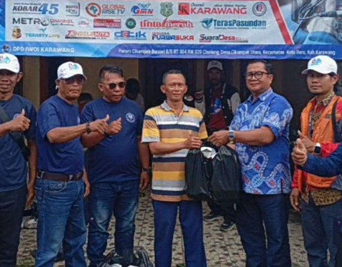 Pengurus DPD IWOI Karawang, Melalui Pengurus Korwil 5 Cikampek – Kotabaru Laksanakan Kegiatan Sosial “Jumat Berkah”