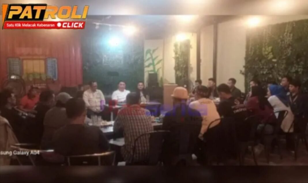 Aksi Solidaritas Menguat, IWO Indonesia Klaim Kantongi Dugaan Penyimpangan di Unsika