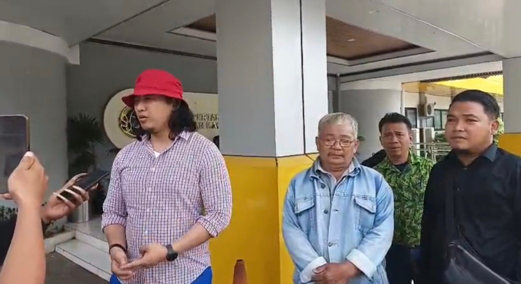 SHM Tak Kunjung Dibagikan, Warga Poponcol Desak ATR/ BPN Karawang Transparan